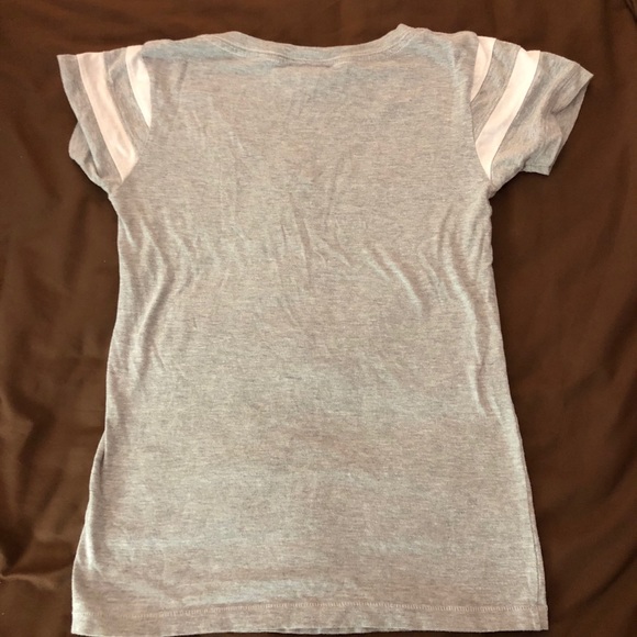 🎇🎆3for$9 Elvis Graceland t-shirt- gray and white- size S - Picture 2 of 2